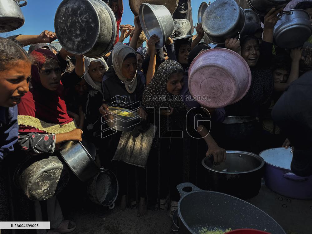 Humanitarian Conditions Worsen in Gaza