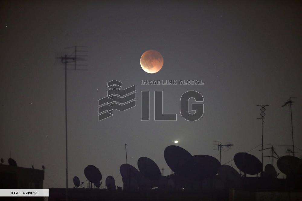 Total Lunar Eclipse - Egypt