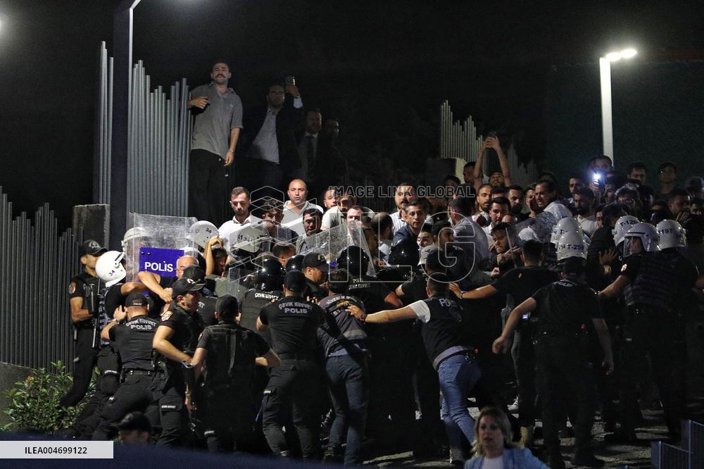 The Main Opposition Party Of Turkey Fights For Its Political Survival - Istanbul