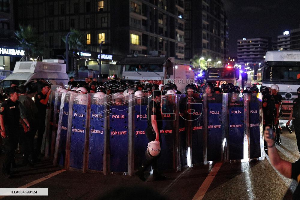 The Main Opposition Party Of Turkey Fights For Its Political Survival - Istanbul