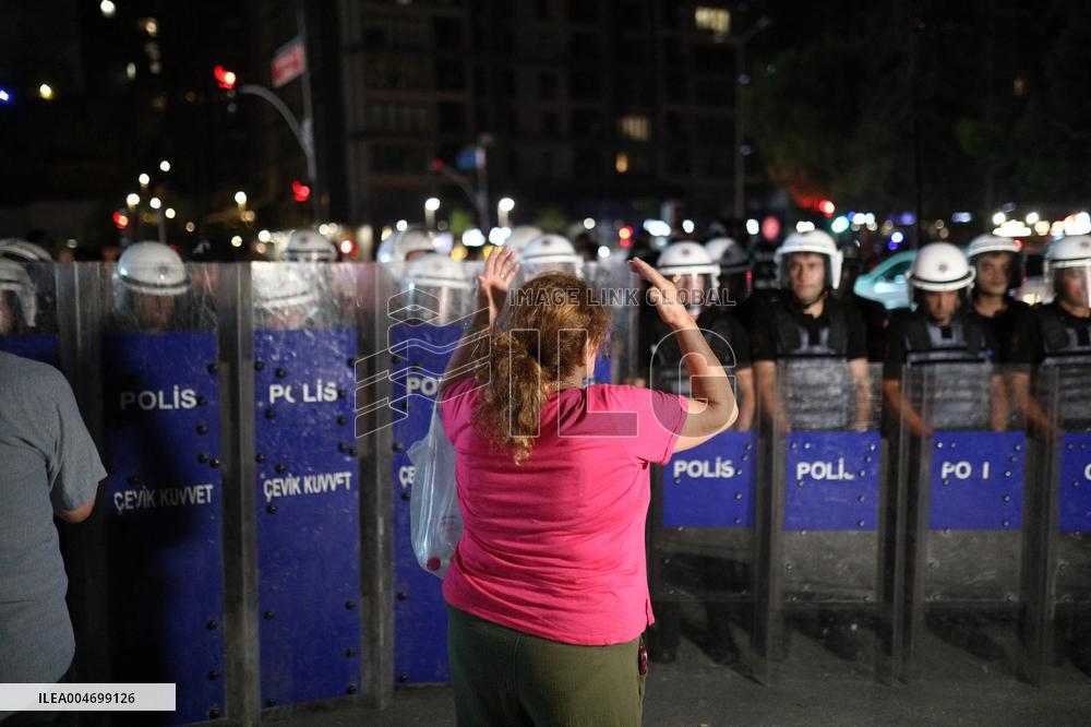 The Main Opposition Party Of Turkey Fights For Its Political Survival - Istanbul