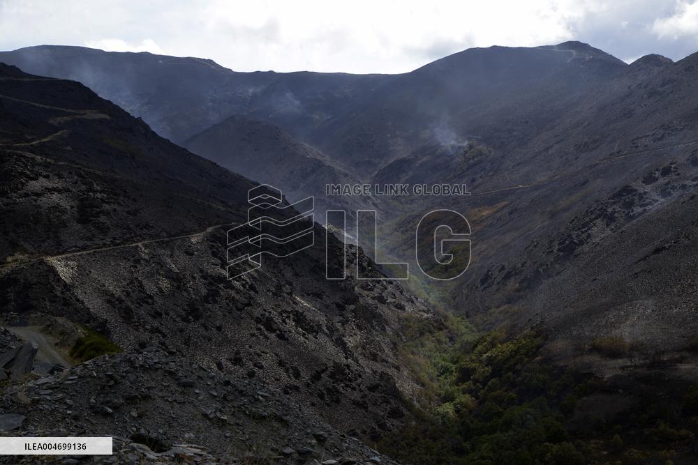 Carballeda Fire Burns 700 Hectares of Land - Spain
