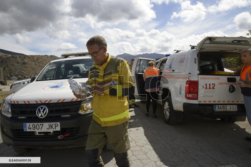 Carballeda Fire Burns 700 Hectares of Land - Spain