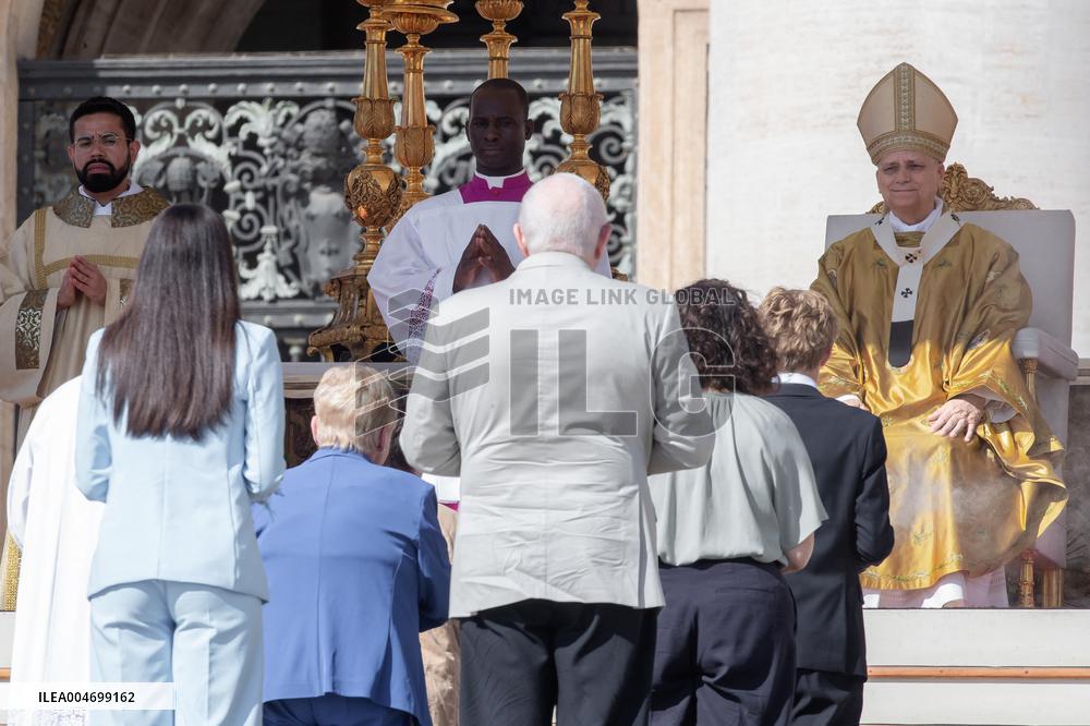 Pope Leo XIV Leads Canonization Of Two Young Italian Saints - Vatican