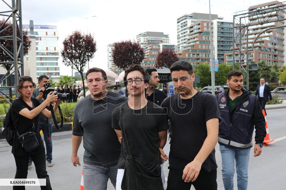 Turkey's Main Opposition Party Headquarters Under Police Blockade - Turkey