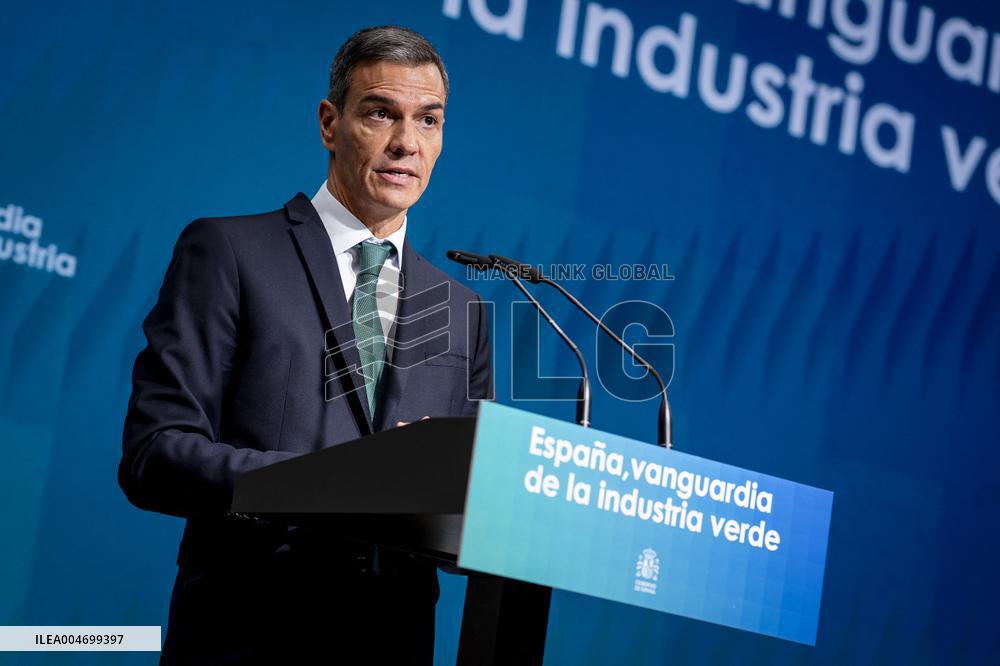 Pedro Sanchez Closes The Event 'Spain, Vanguard Of The Green Industry' - Madrid
