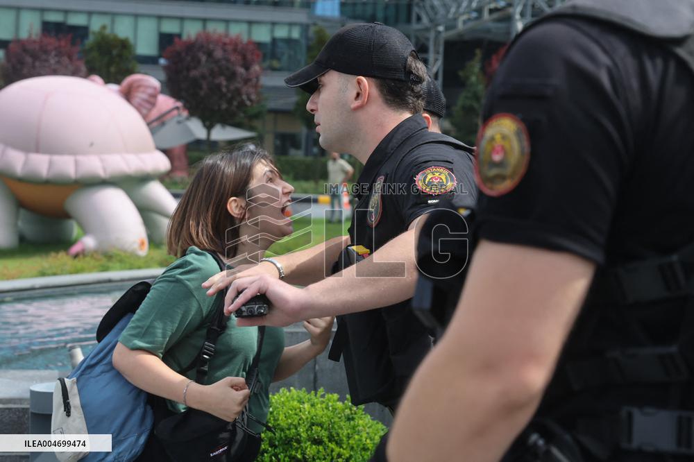 The Main Opposition Party Of Turkey Fights For Its Political Survival - Istanbul