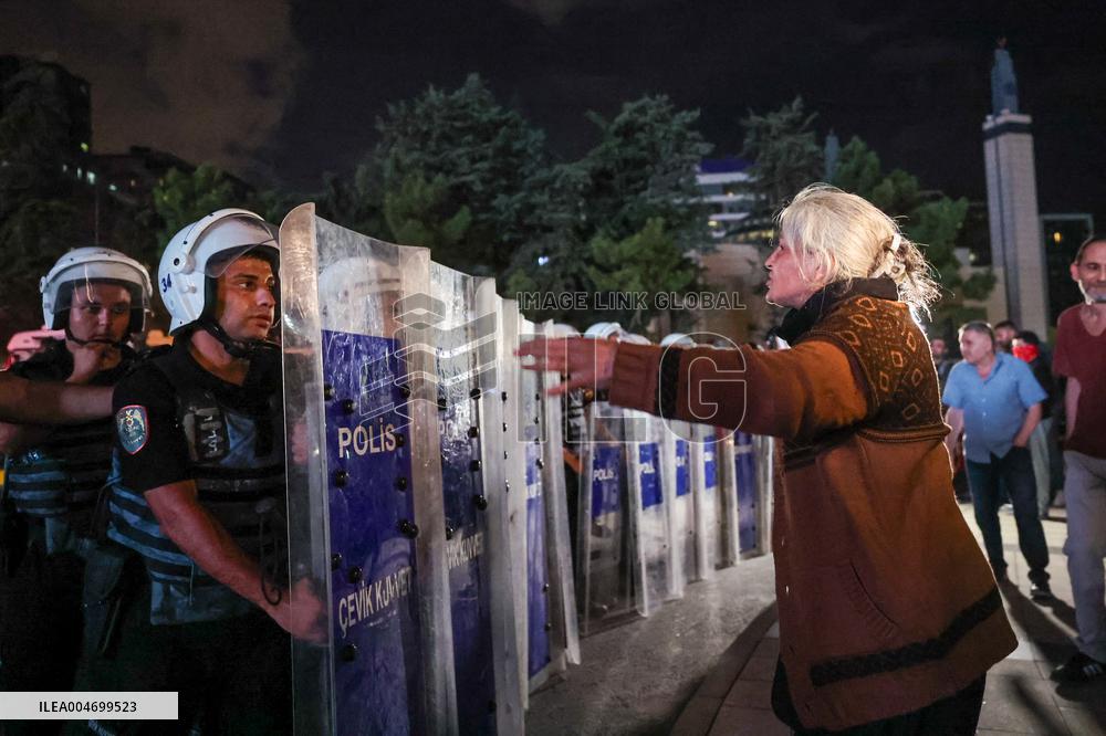 The Main Opposition Party Of Turkey Fights For Its Political Survival - Istanbul