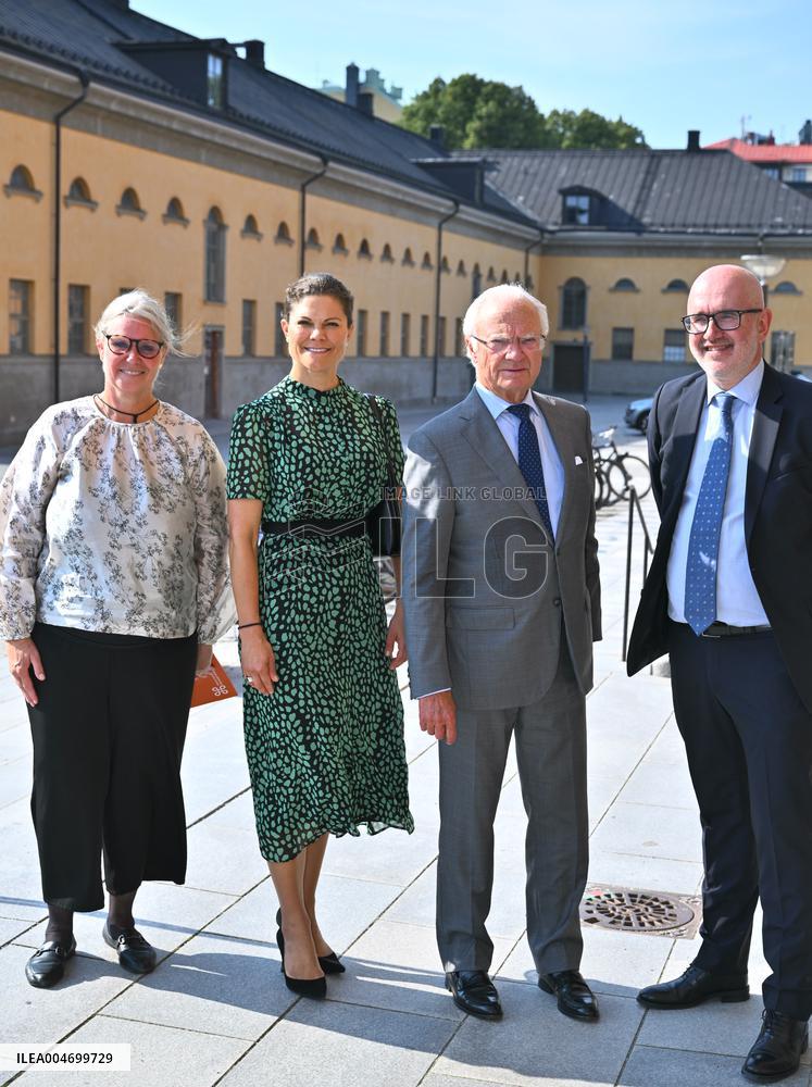 SWEDISH ROYALS AT THE NATIONAL HERITAGE BOARD