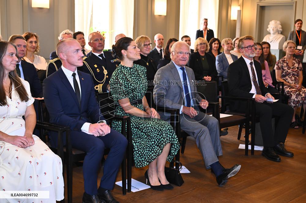 SWEDISH ROYALS AT THE NATIONAL HERITAGE BOARD