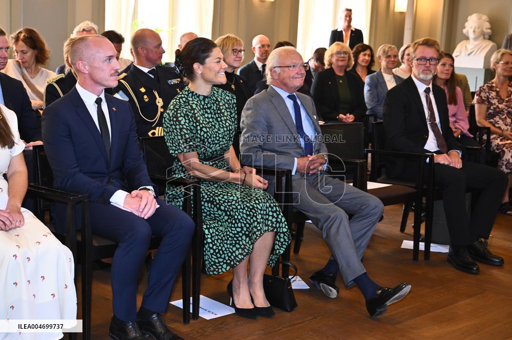 SWEDISH ROYALS AT THE NATIONAL HERITAGE BOARD