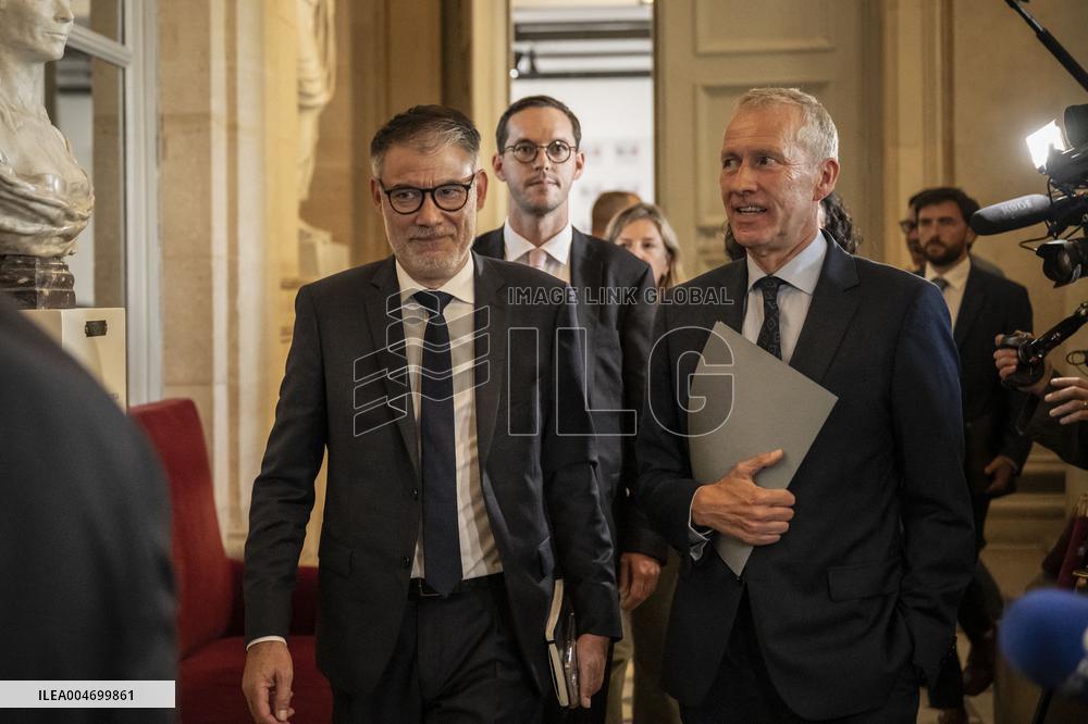 MP Bayrou General Policy Statement - Salle des Quatre Colonnes - Paris