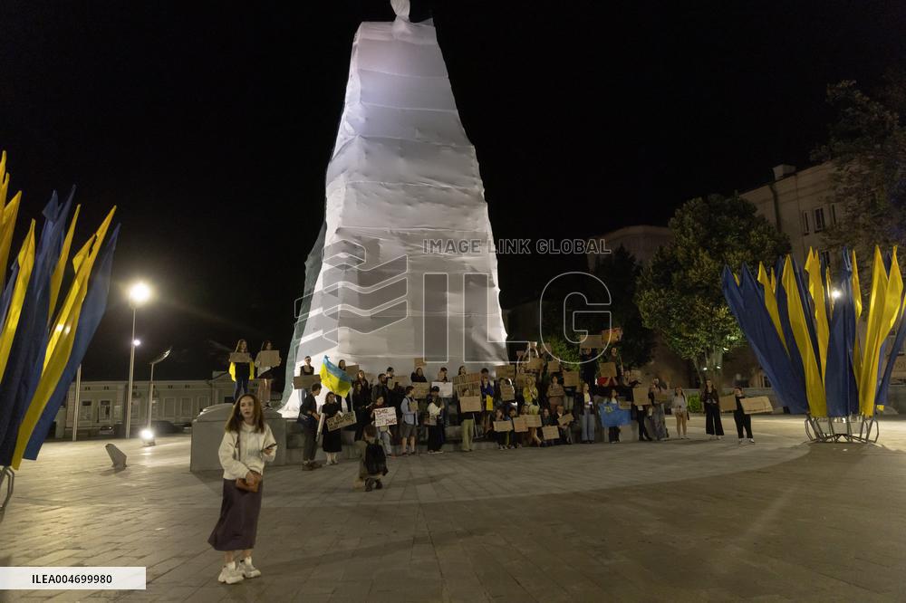 Protest Demands Protection of Ukrainian Soldier's Rights - Kharkiv