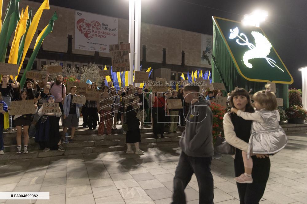 Protest Demands Protection of Ukrainian Soldier's Rights - Kharkiv