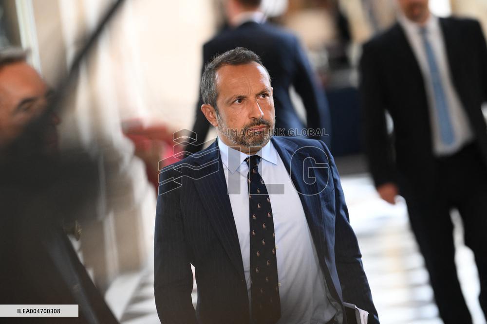 MP Bayrou General Policy Statement - Salle des Quatre Colonnes - Paris