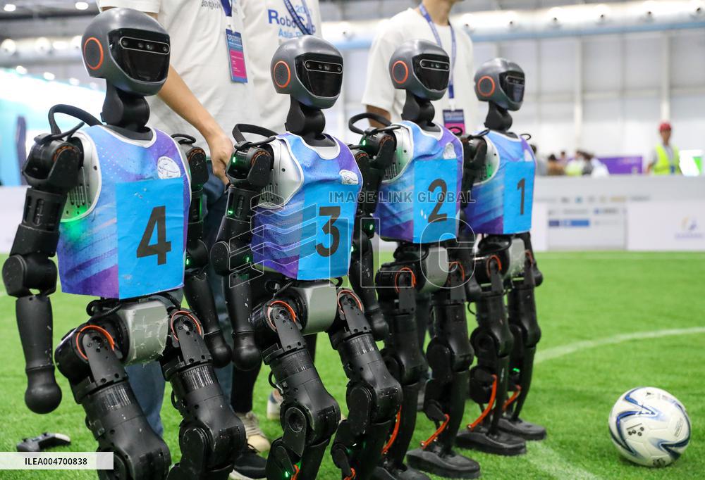 2025 Asia-Pacific Robot World Cup Qingdao International Invitational Football Tournament in Qingdao