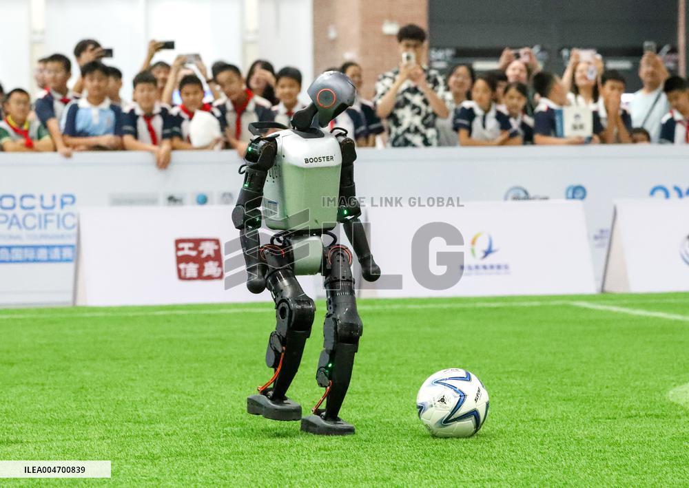 2025 Asia-Pacific Robot World Cup Qingdao International Invitational Football Tournament in Qingdao