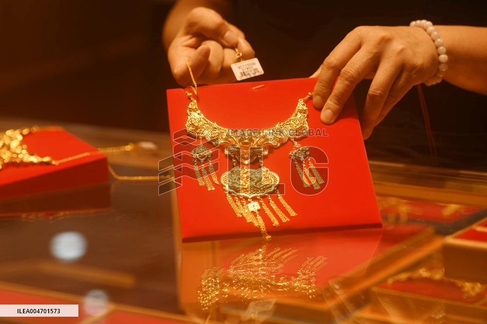 International Gold Prices Hit A Historic High