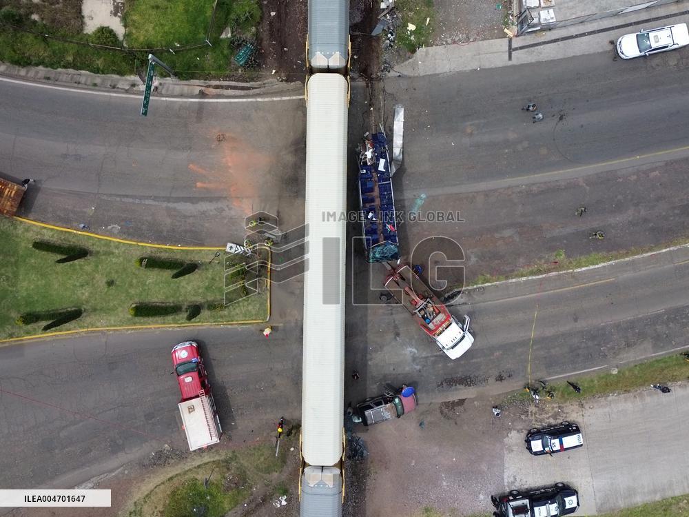 Atlacomulco Train And Bus Crash - Mexico