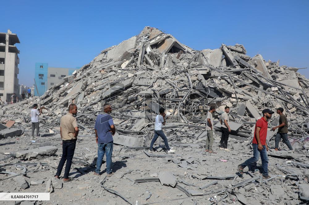 sraeli Forces Intensified Airstrikes On Gaza City - Palestine