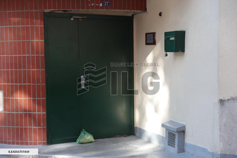 Pig's Head Found At Mosque In Paris - France