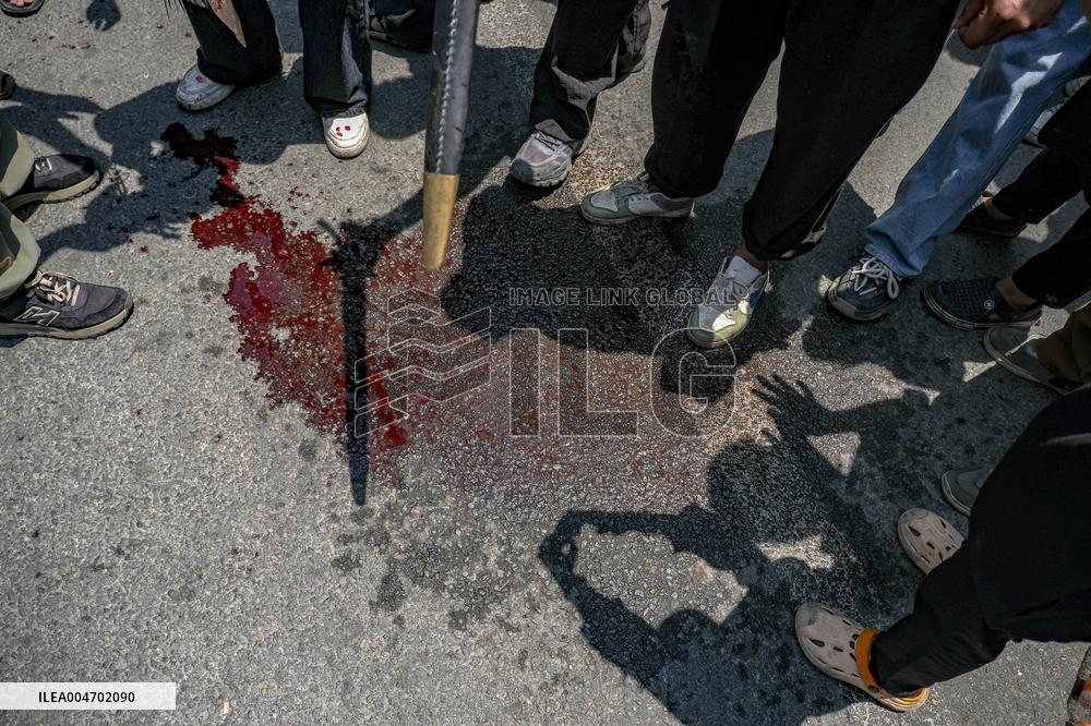 Kashmiri Shiites Mark Muharram Mourning - India