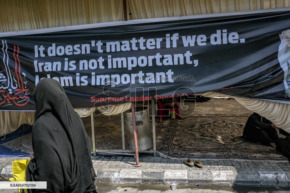 Kashmiri Shiites Mark Muharram Mourning - India