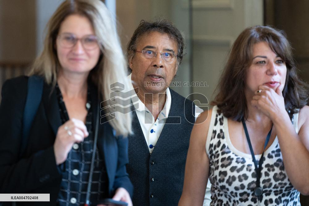 Laurent Voulzy visits the National Assembly - Paris