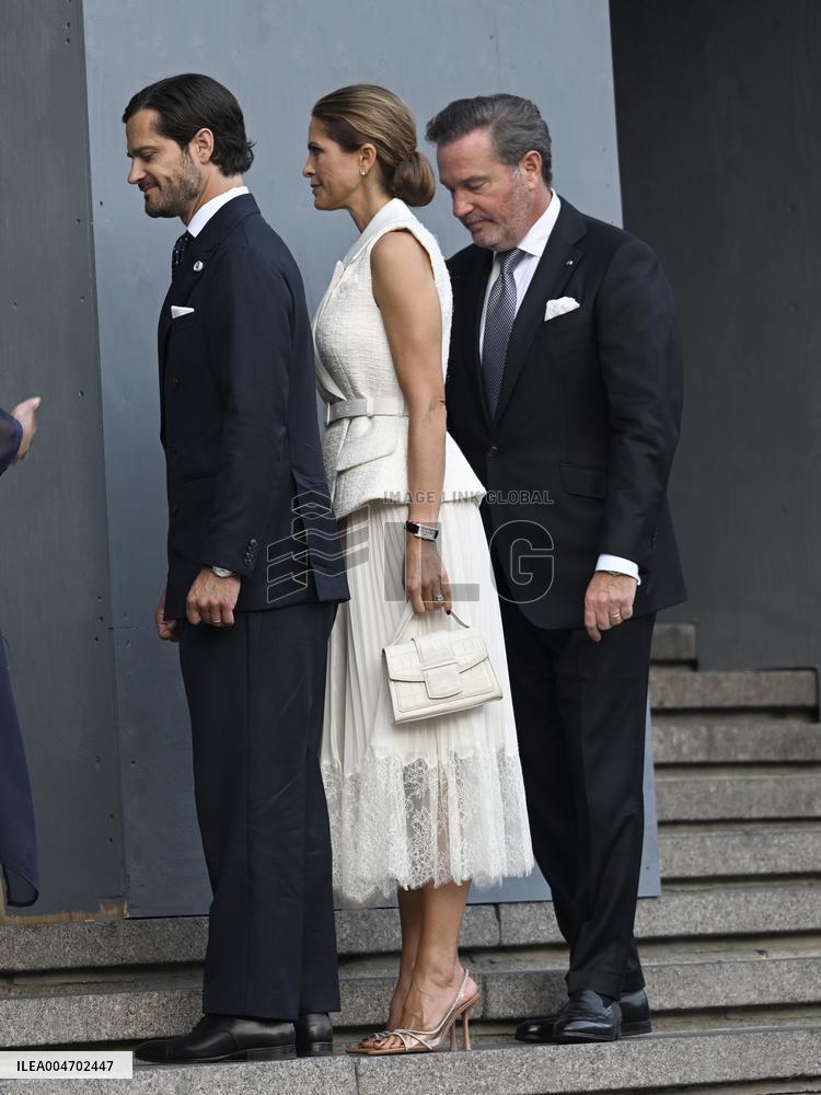 SWEDISH ROYALS AT CONCERT
