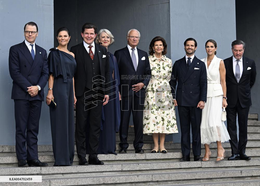 SWEDISH ROYALS AT CONCERT
