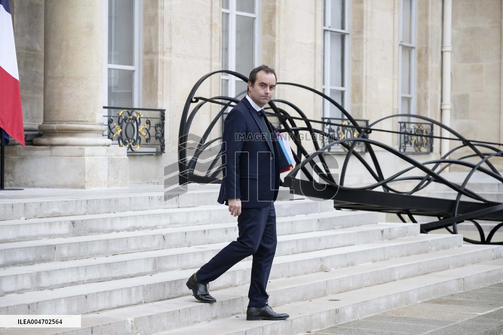 Weekly Cabinet Meeting - Paris