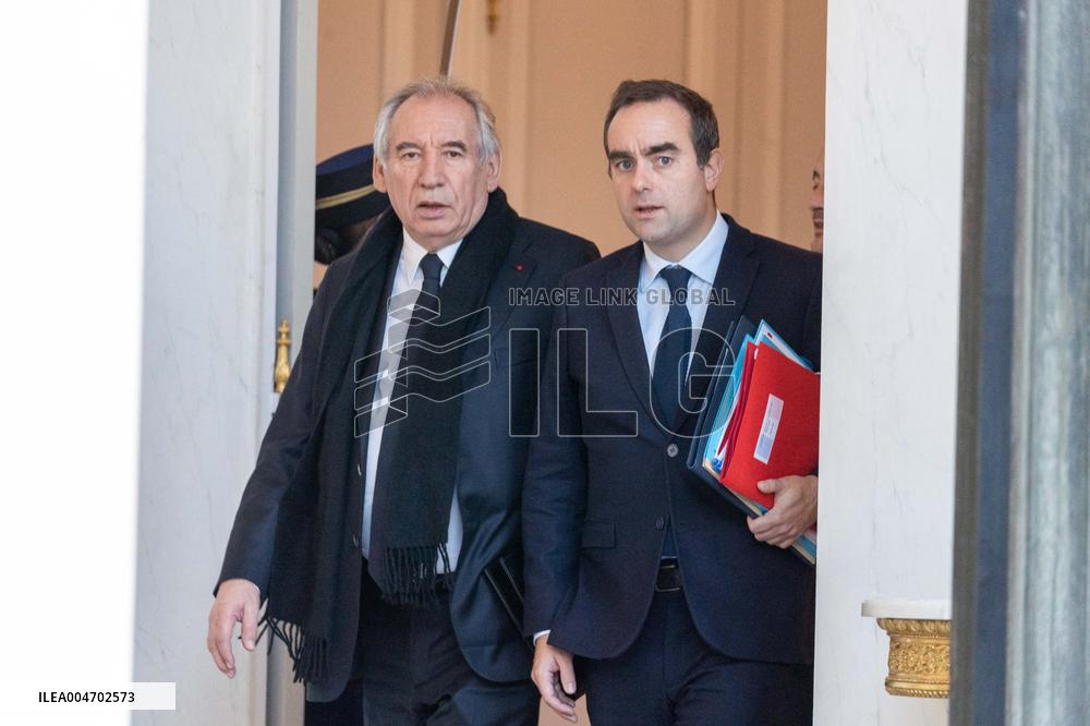 New Government leave the Weekly Cabinet Meeting - Paris AJ
