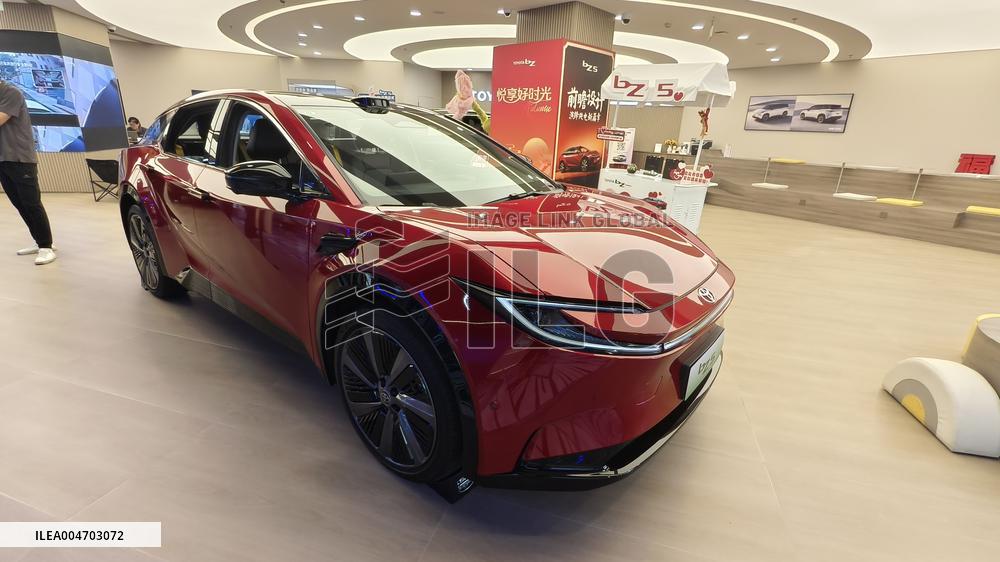 Li Auto i8 EV