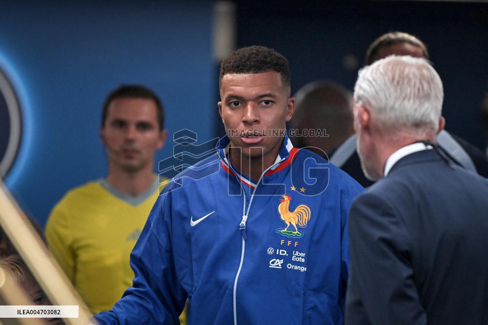 Nations League - France v Iceland - FA