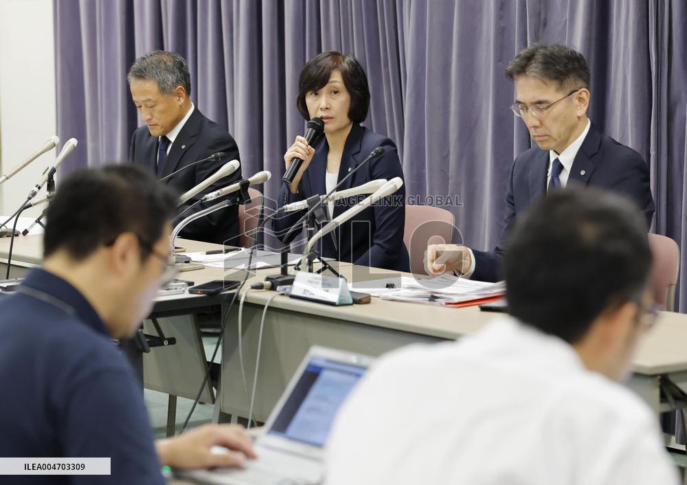 Ministry raps JAL for pilot drinking episode