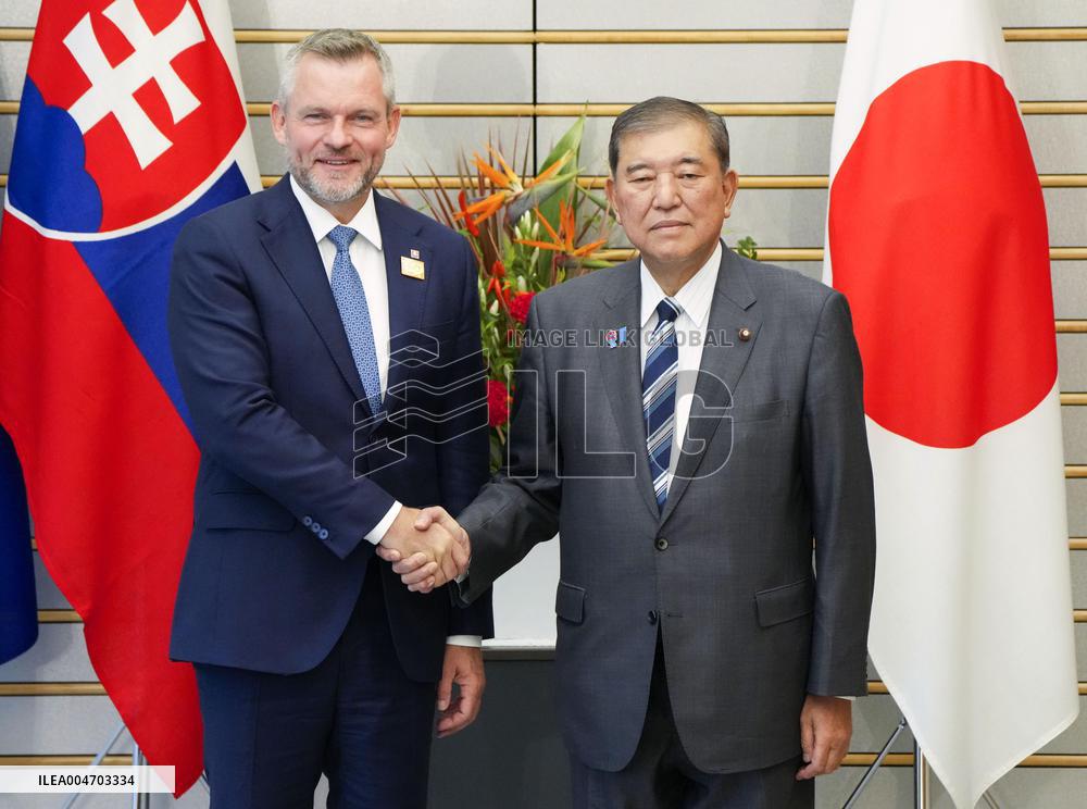 Japan-Slovakia talks