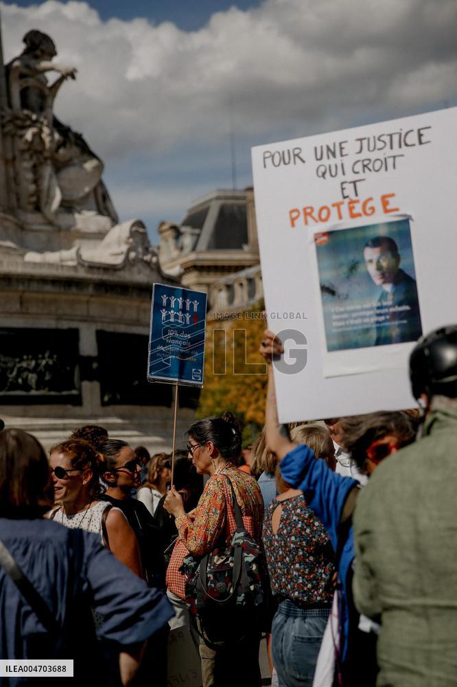 Demonstration by the Mothers in Revolt Movement - Paris