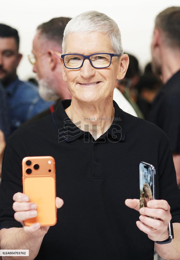 Apple iPhone Presentation - California