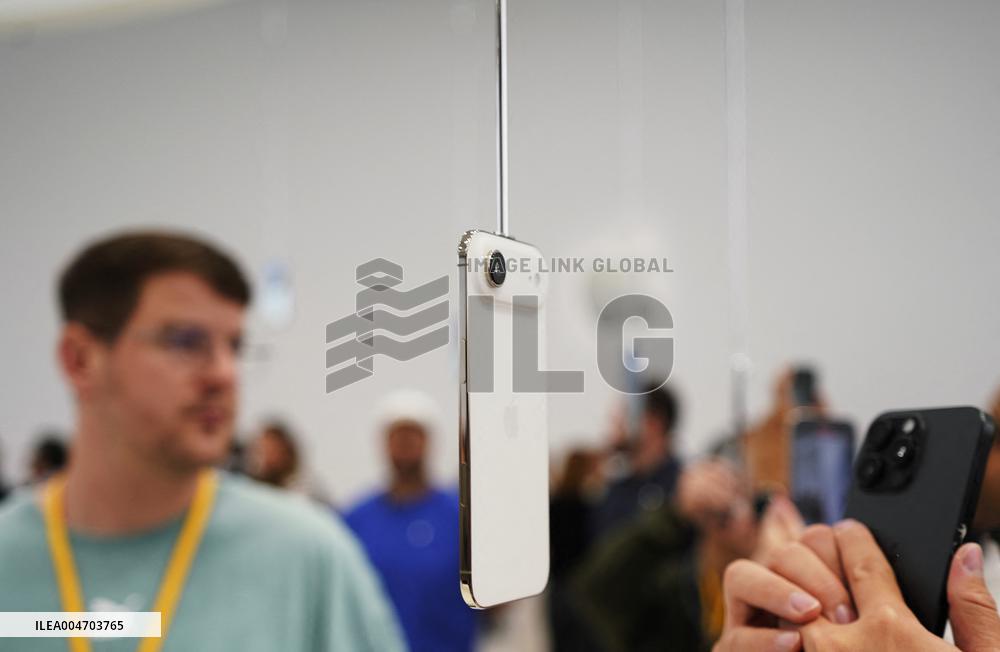 Apple iPhone Presentation - California