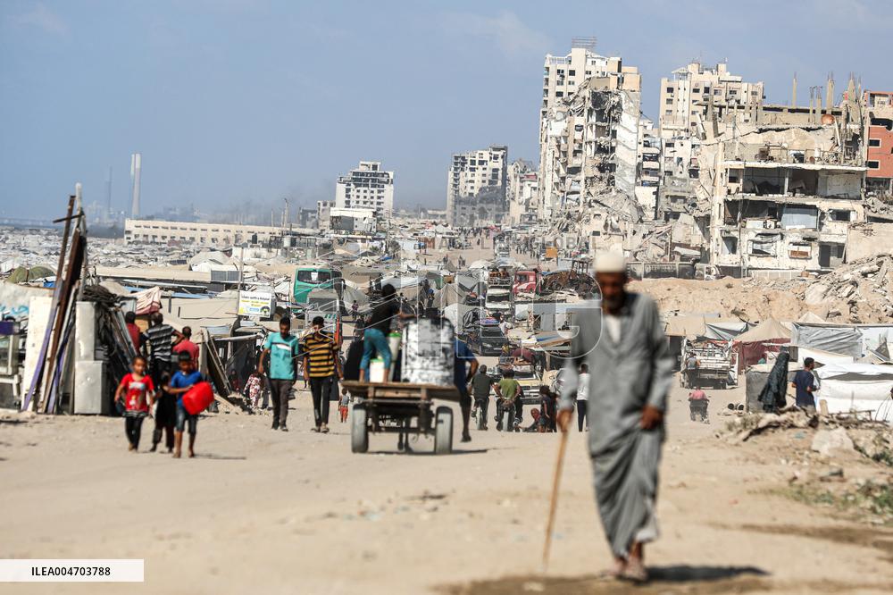 Civilian Evacuation Of Gaza