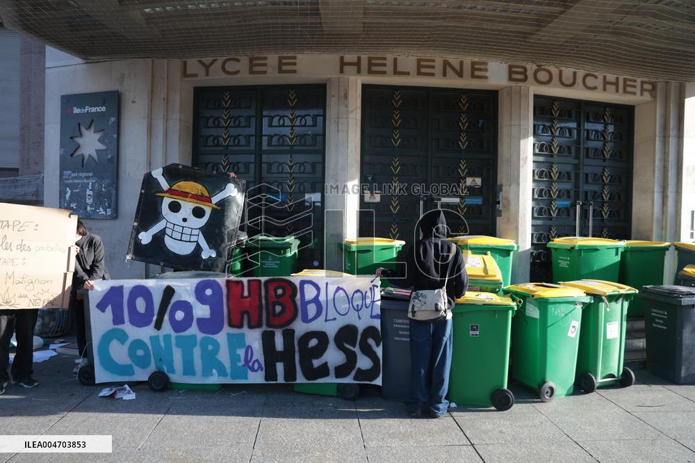 Bloquons-tout At Lycee Helene Boucher - Paris