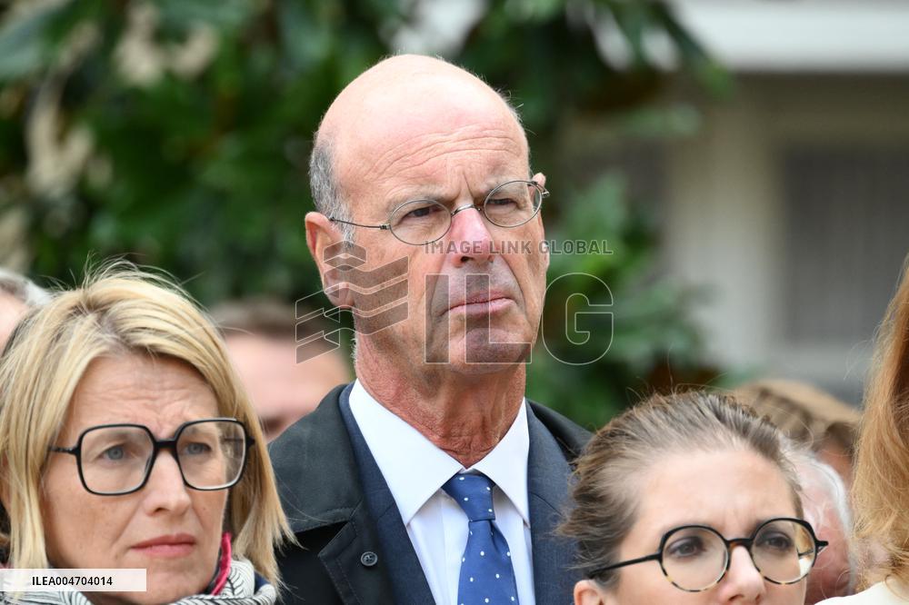 Handover Ceremony At Hotel de Matignon - Paris