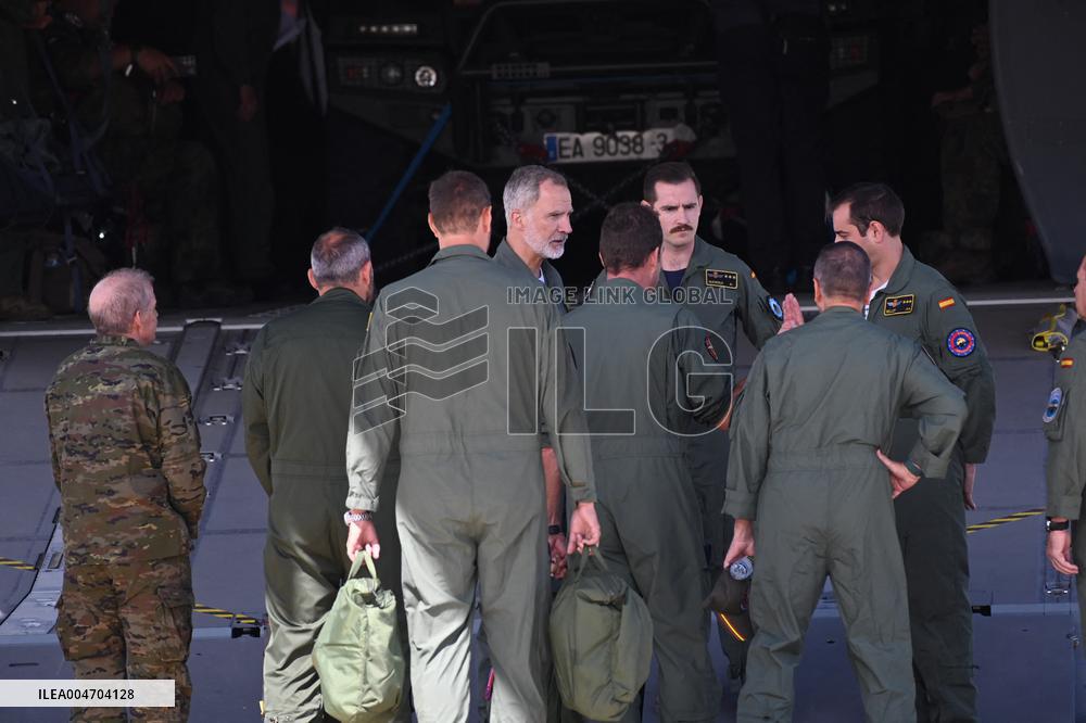 King Visits European Tactica Airlift Centre In Zaragoza - Spain