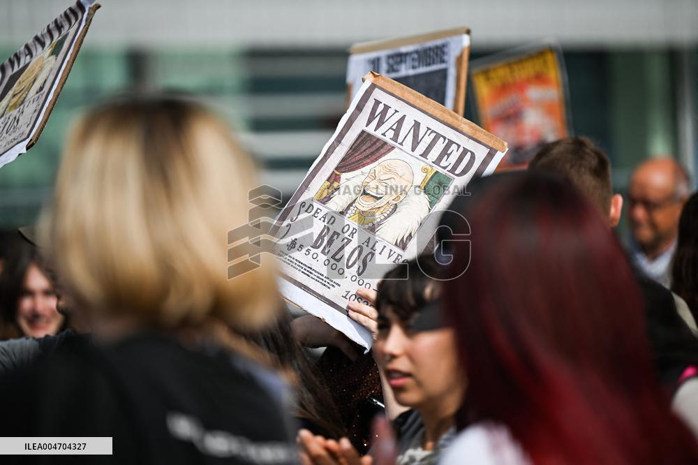 Bloquons Tout - Strike action at the Amazon Warehouse - Bretigny-Sur-Orge