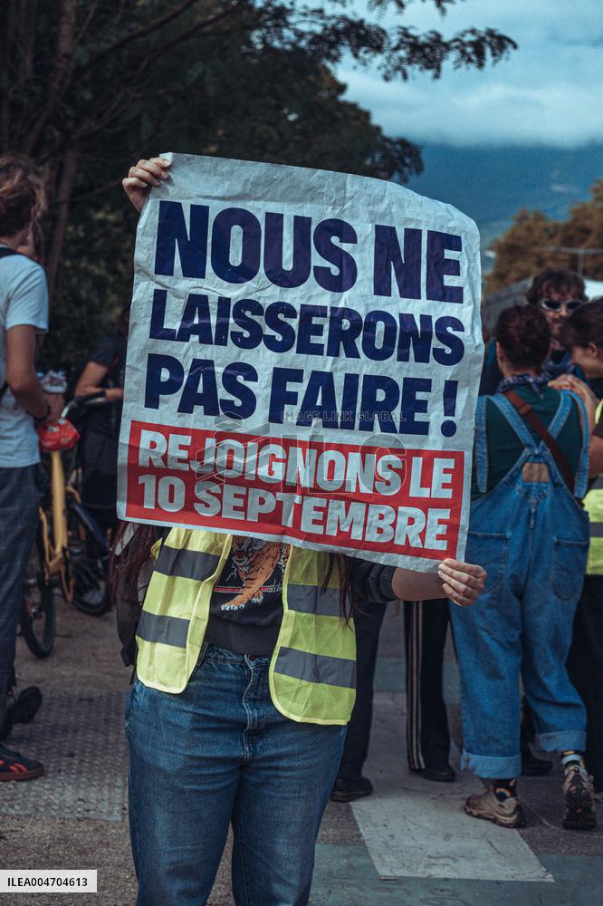 Bloquons Tout Demonstration - Grenoble