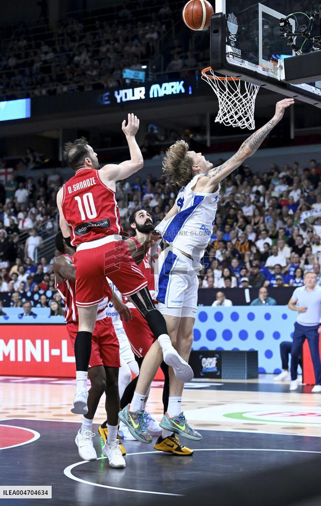 Miesten EM-kilpailut (-14.9)