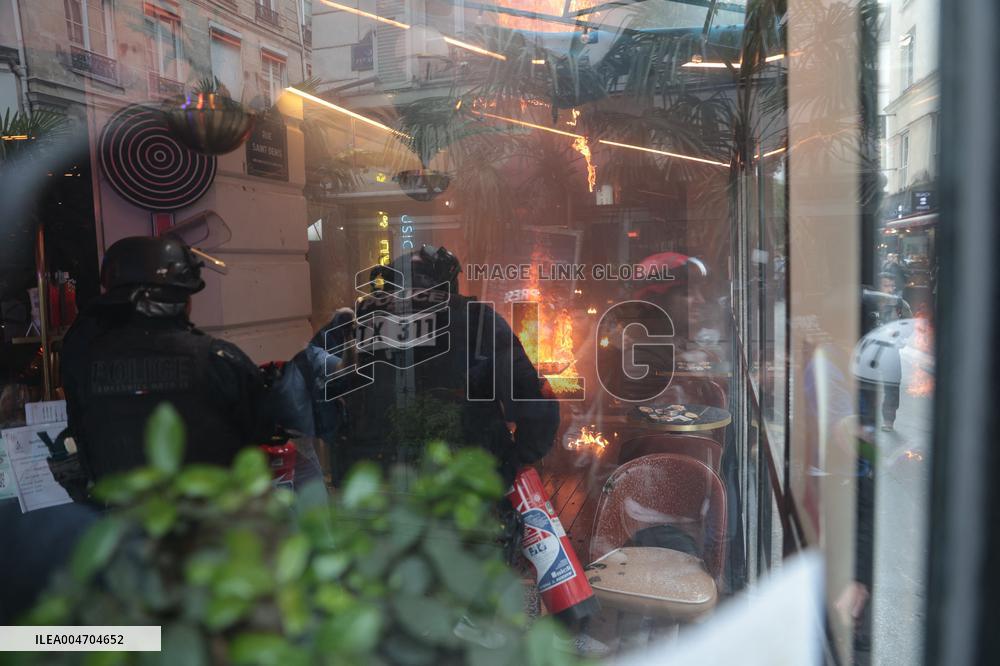 Bloquons-Tout - Restaurant Fire During Protests In Paris - France