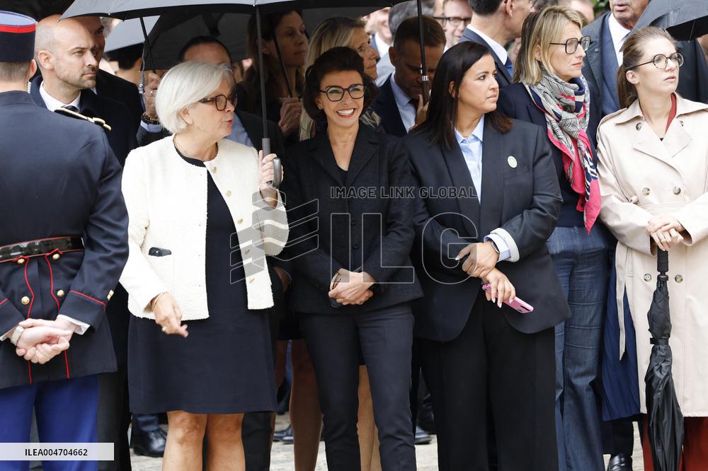 Handover Ceremony At Hotel de Matignon - Paris
