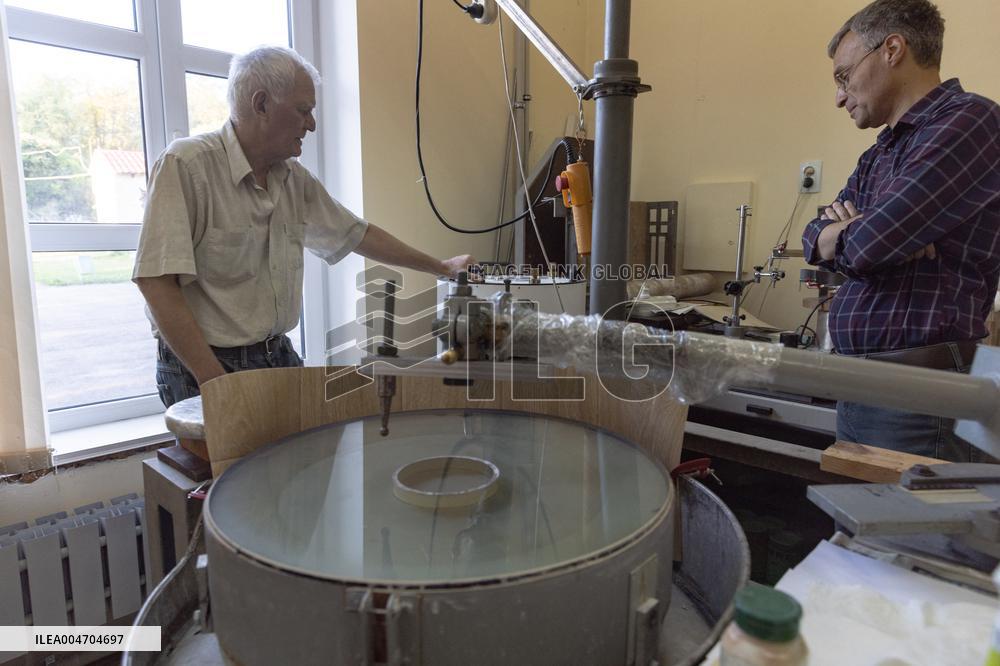 Kharkiv Astronomers Work Despite Continuing Russo-Ukrainian War - Ukraine