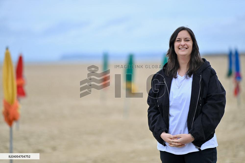 Deauville Left-Handed Girl photocall FC